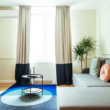 Classy - Old Town Bukarest