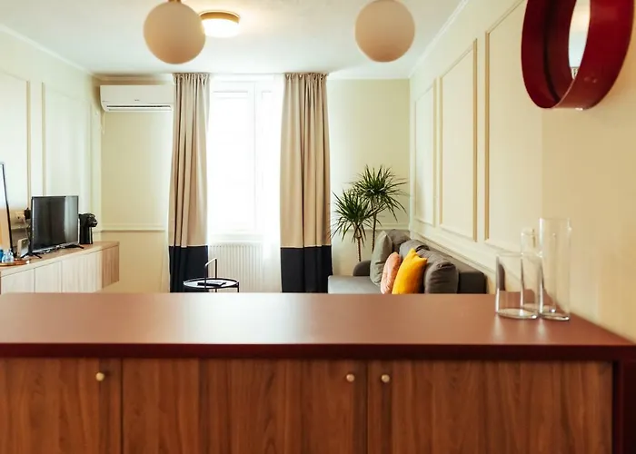 Classy - Old Town Apartmán *